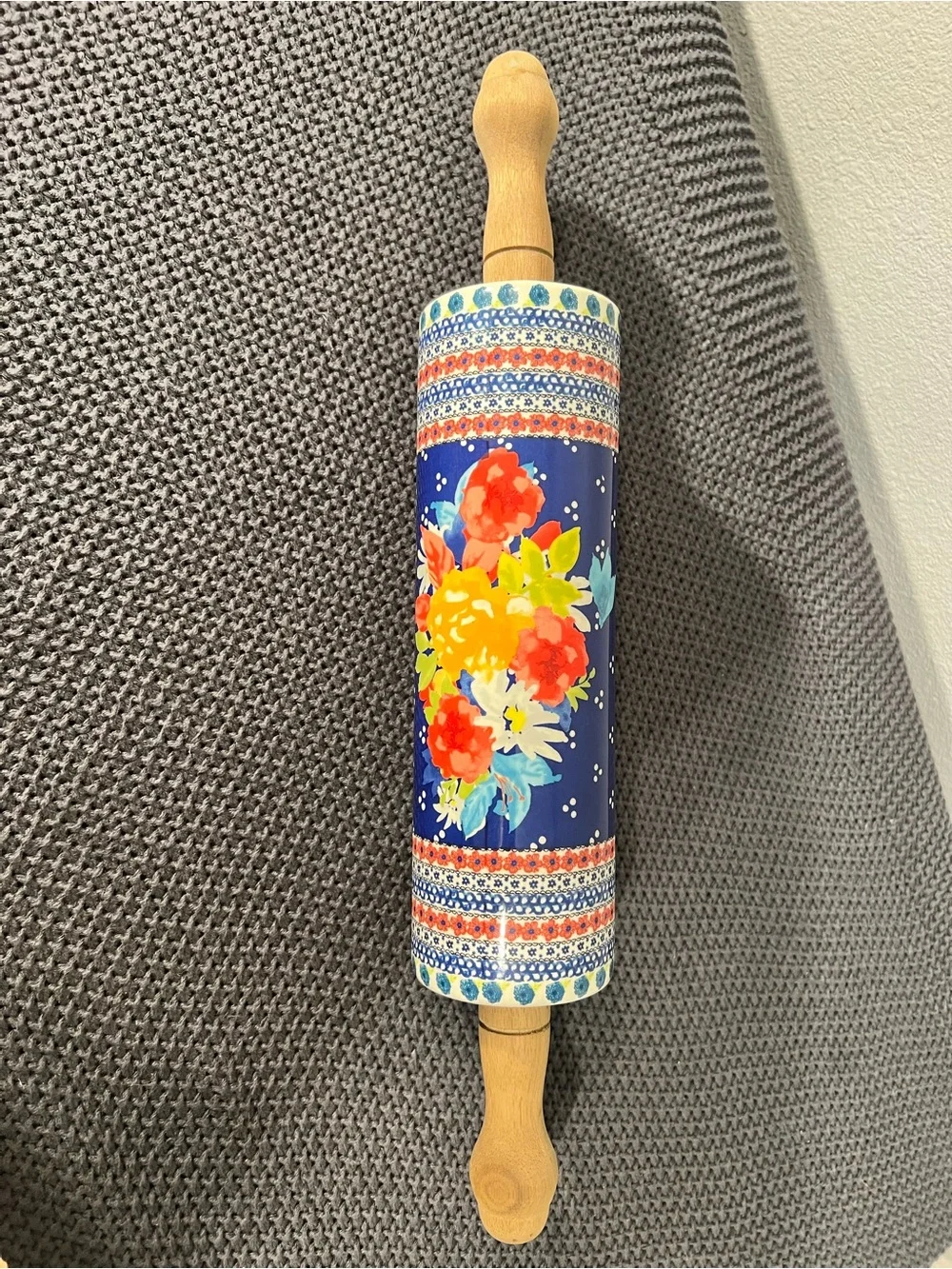 The Pioneer Woman Fiona Floral Ceramic Rolling Pin, Retired, Wood Handles 18in